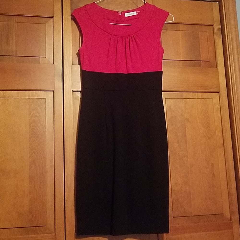 Dress - Picture 2 of 4